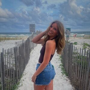 Meet your Posher, Maddie